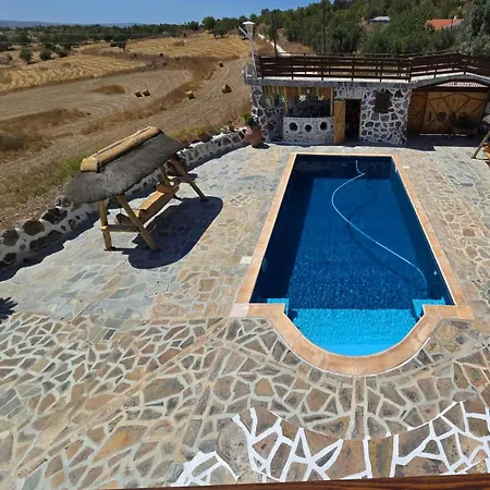 Luxury Village Retreat * Milia