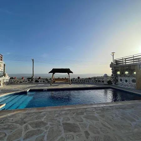 Luxury Village Retreat *