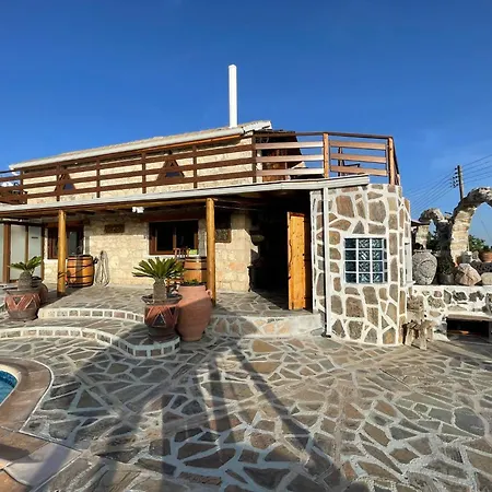 Luxury Village Retreat Holiday home