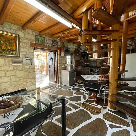 Luxury Village Retreat * Milia